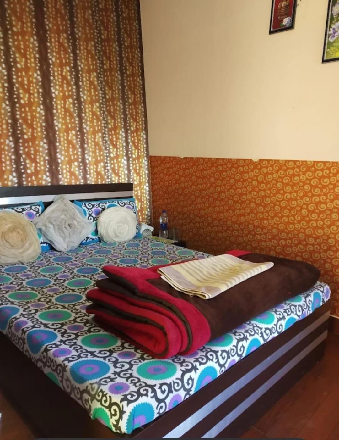 Joshi Holiday Home Stay Lansdowne Eksteriør billede