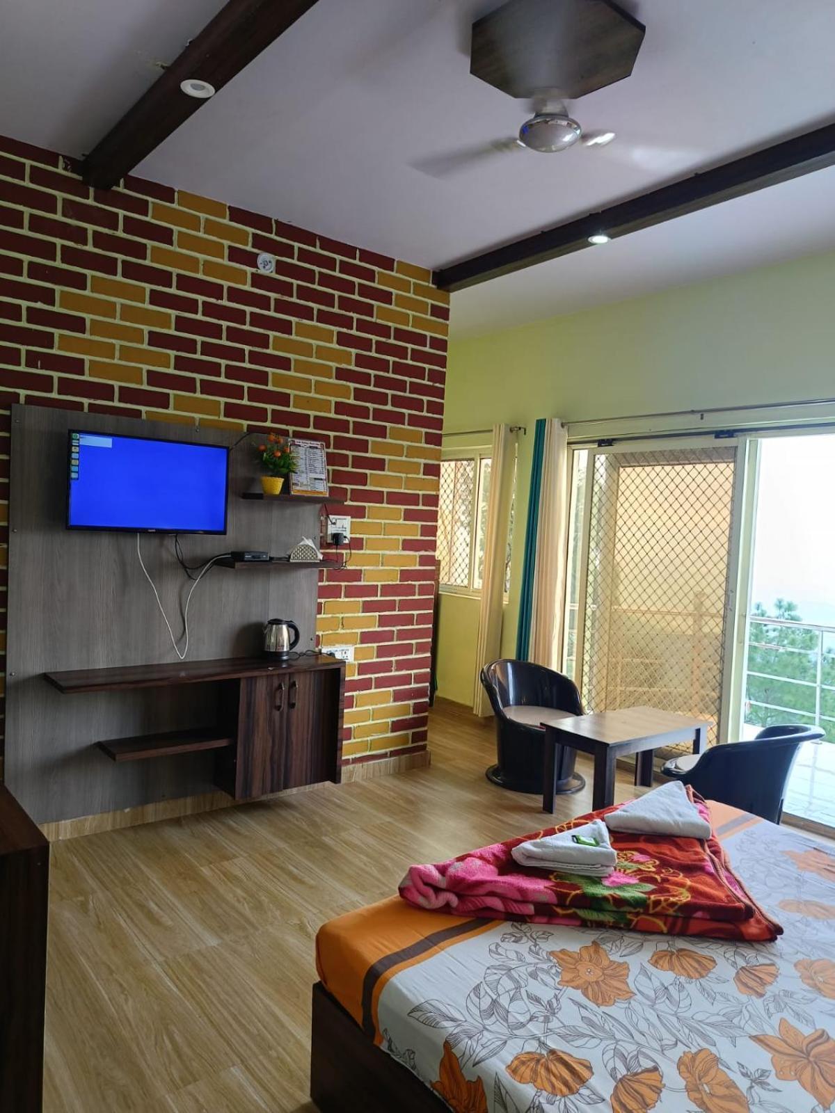 Joshi Holiday Home Stay Lansdowne Eksteriør billede